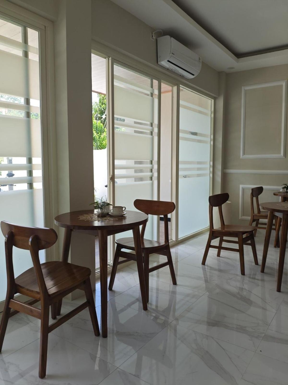 El Nipa Hotel Labuan Bajo Buitenkant foto