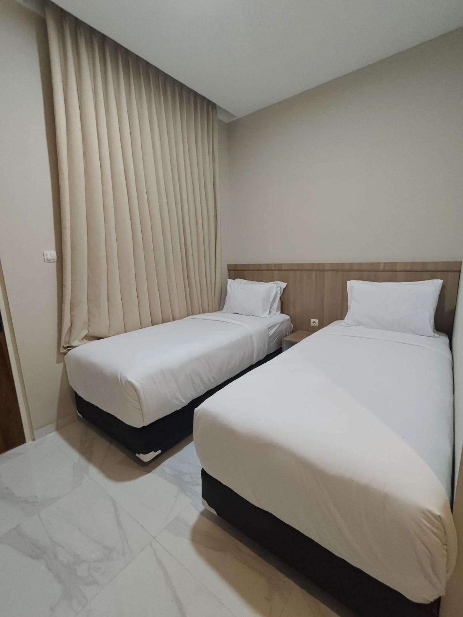 El Nipa Hotel Labuan Bajo Buitenkant foto